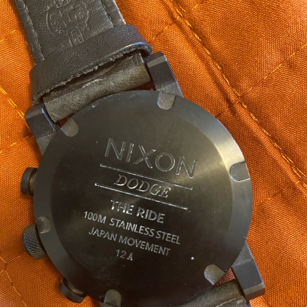 Nixon Watch - Picture 3 of 3